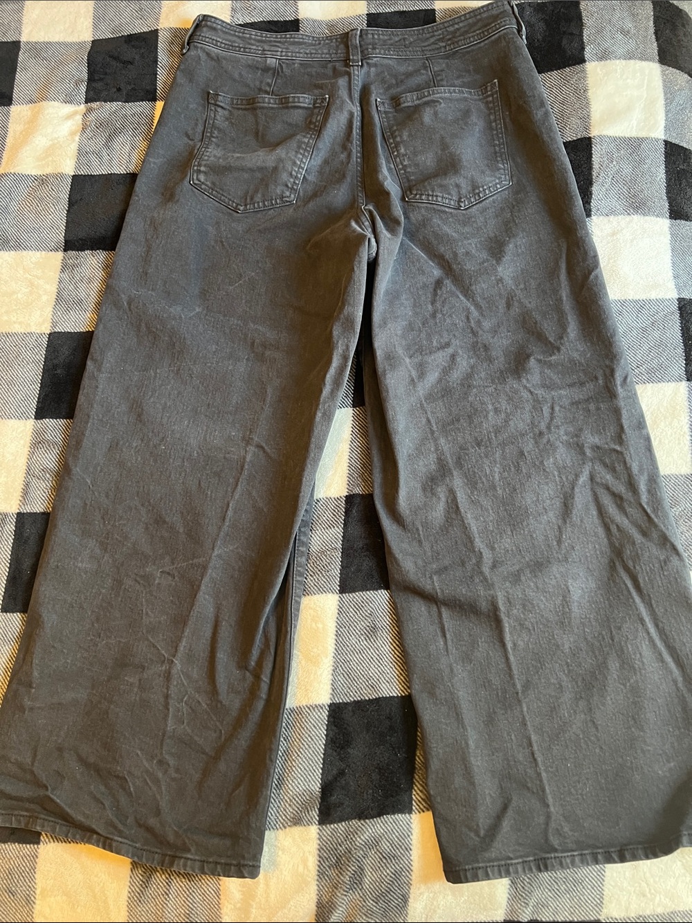 Universal Thread Sailor Wide-Leg Jeans in Black. Size 14 - Picture 10 of 13